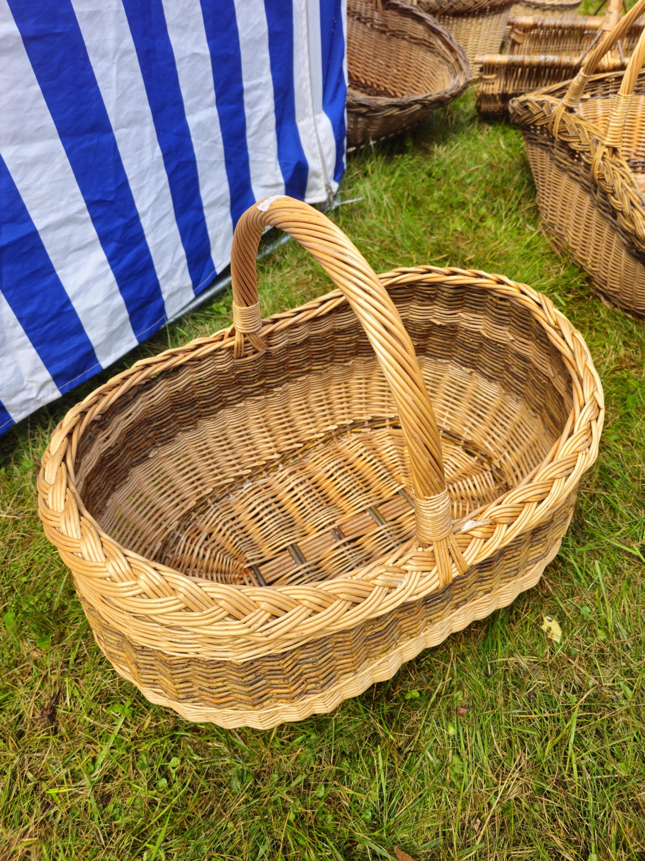 Braided Rim Large Wicker Gathering Basket – Rustic Handwoven Willow Foraging Basket