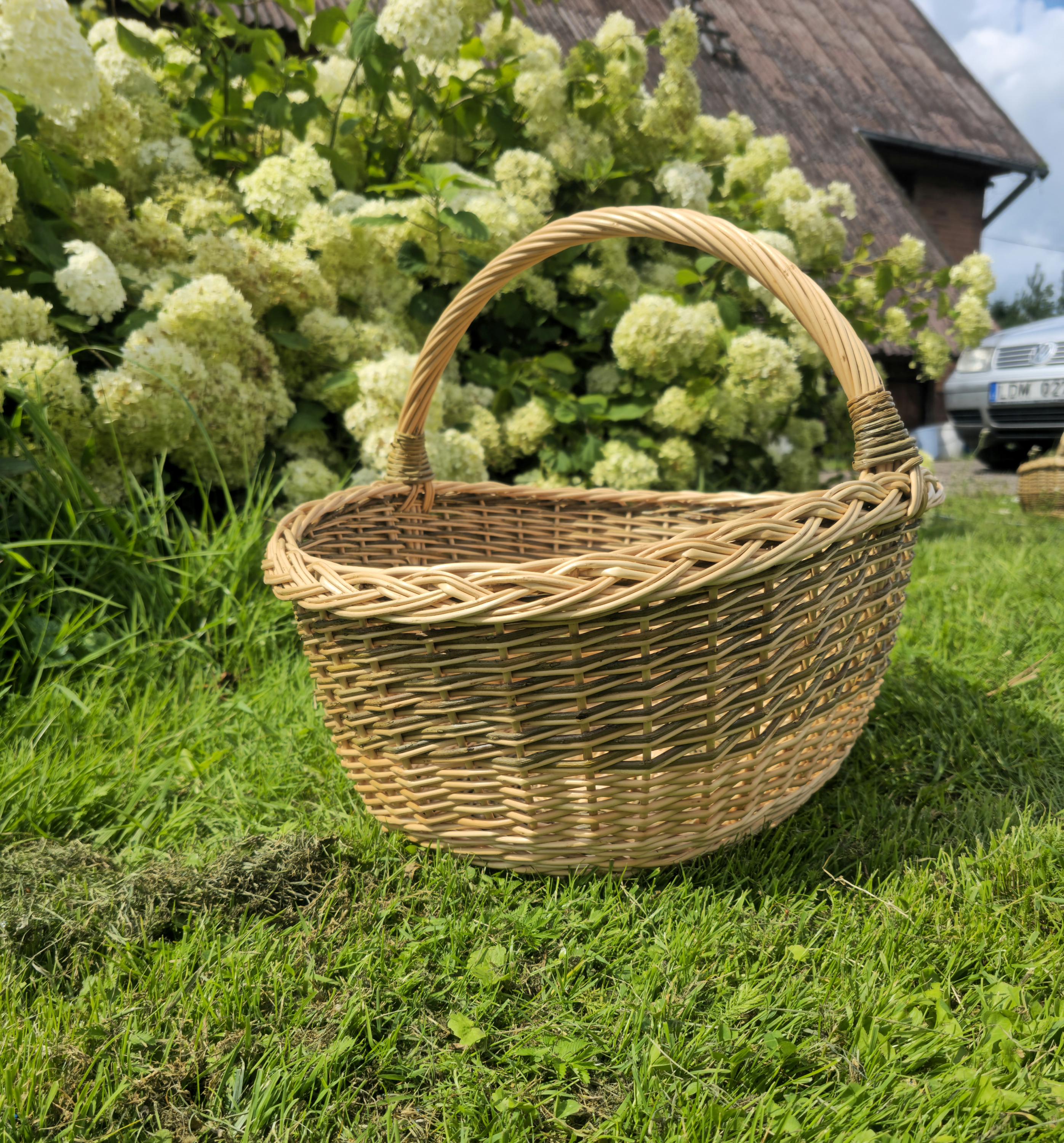 Large Wicker Basket with Sturdy Handle – Large Handmade Decorative Storage