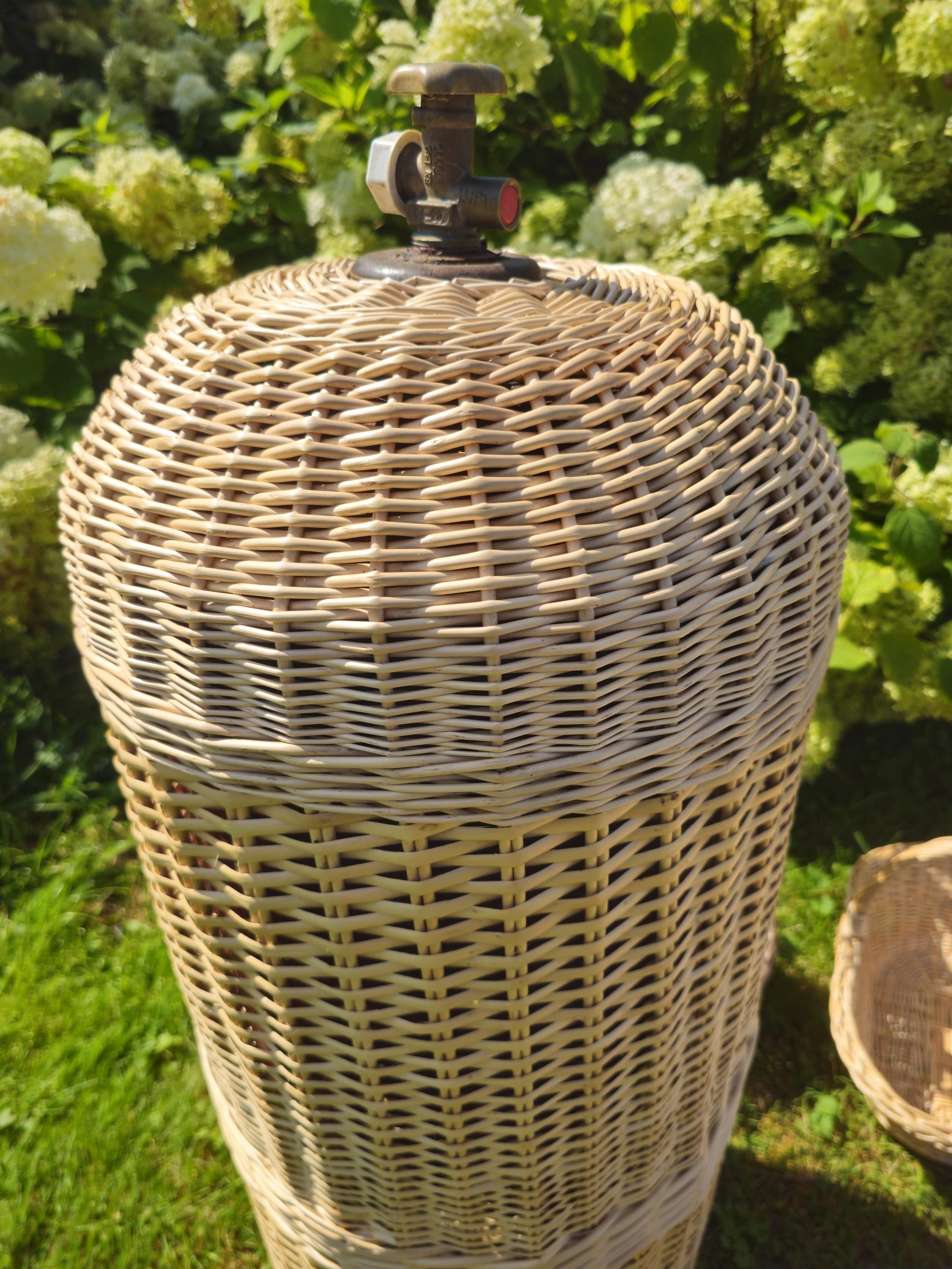Handwoven Wicker Propane Tank Cover: Rustic Patio Gas Cylinder Hide