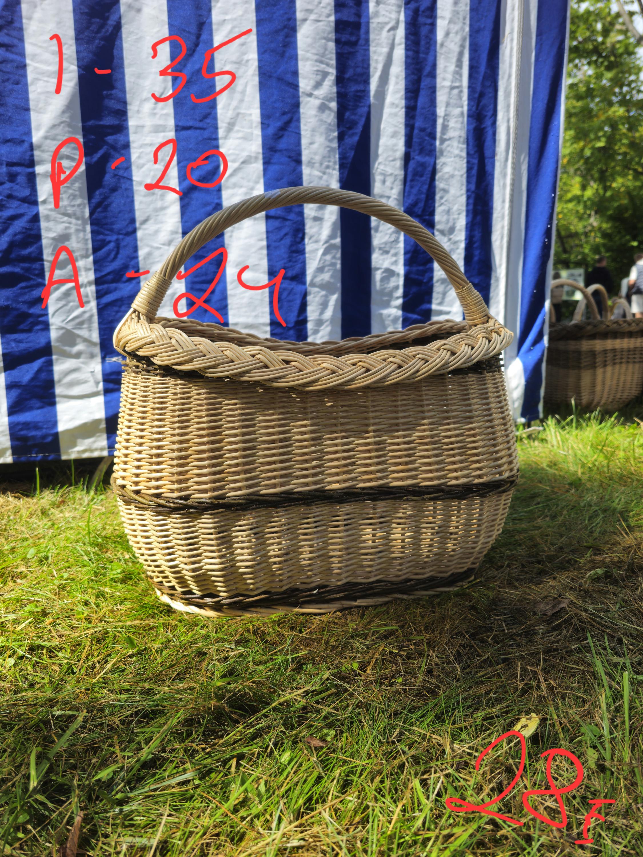 Wicker Oval Basket with Braided Rim – Medium Handwoven Willow Basket