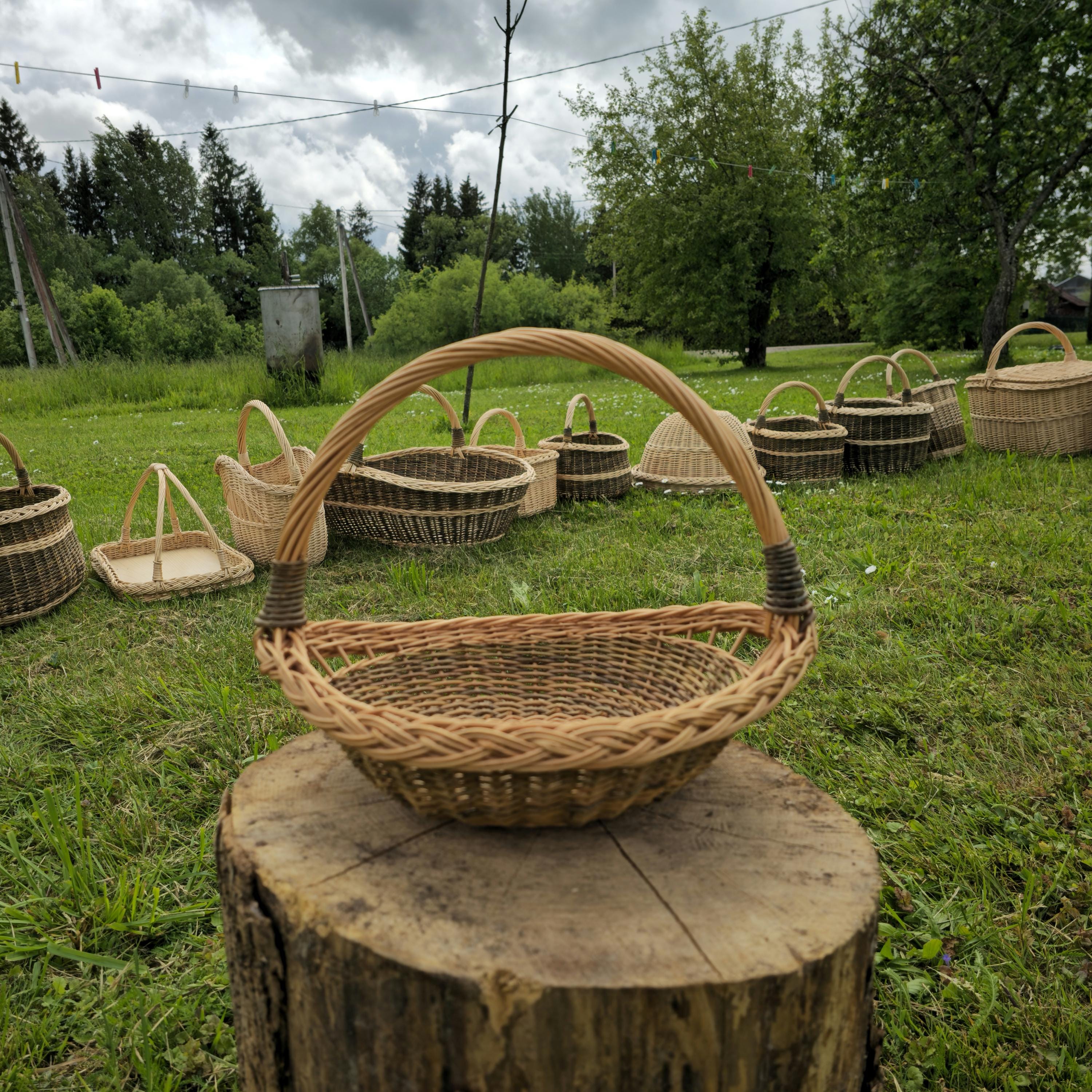 Handmade Wicker Trug Basket: Rustic Farmhouse Willow Gathering Basket