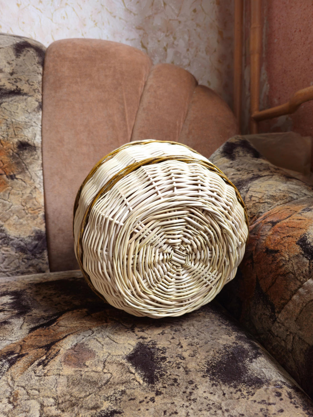 Rustic Handwoven Wicker Basket – Traditional Gathering Basket