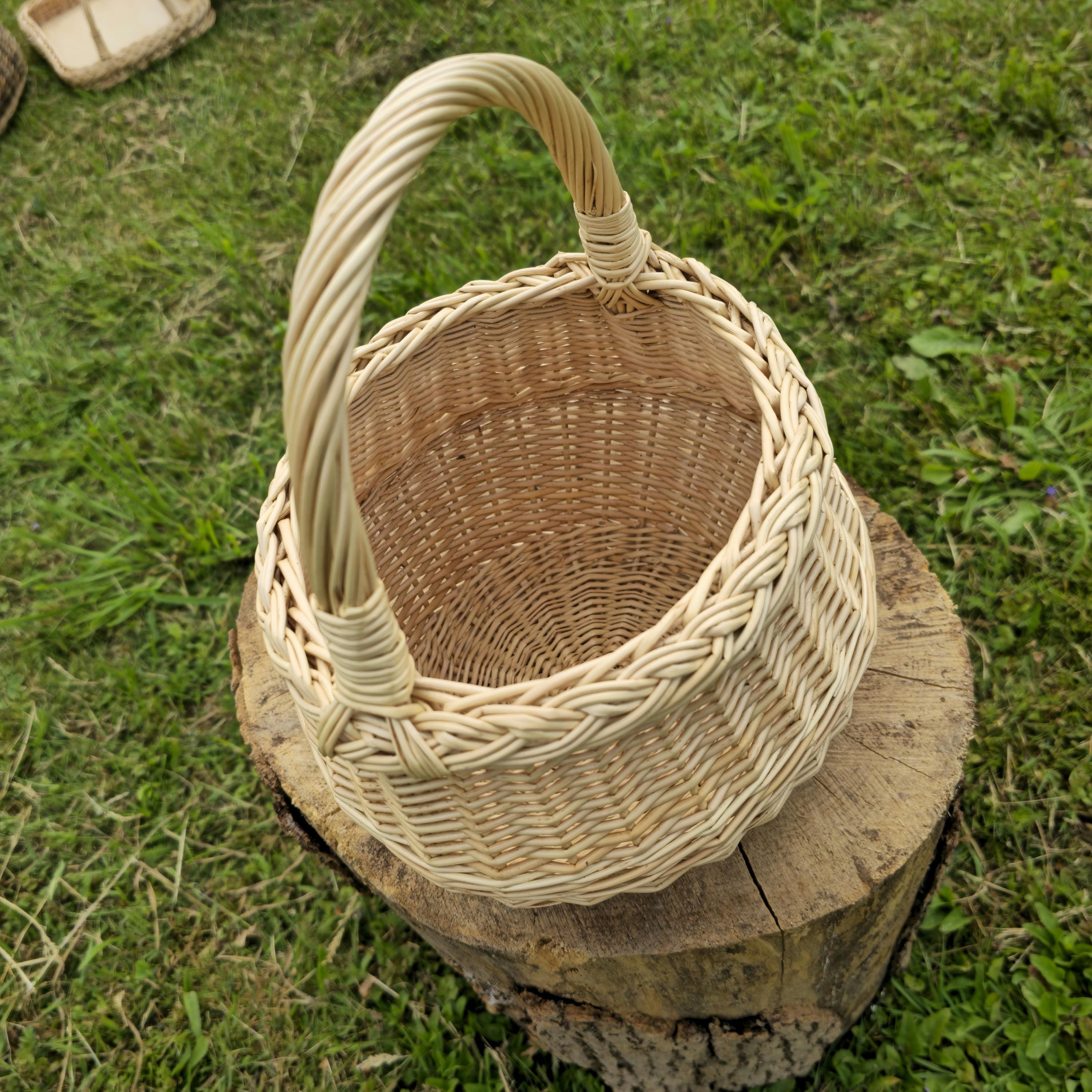 Small Wicker Basket: Handmade Willow Foraging Basket with Handle