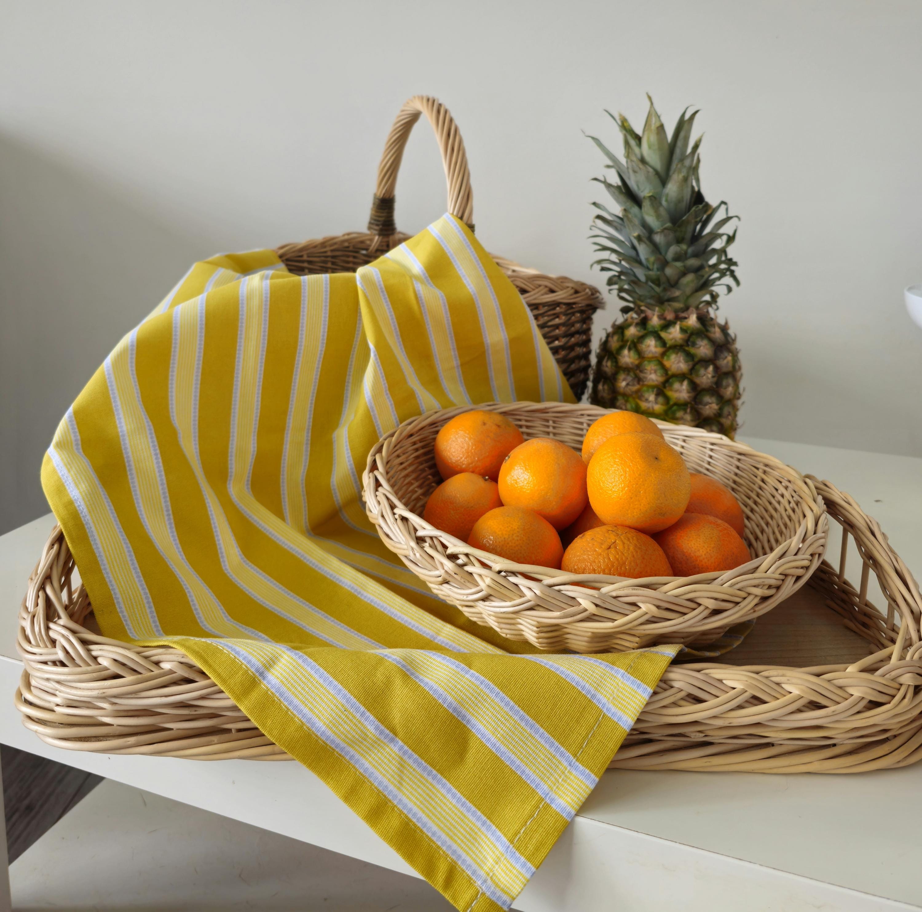 Handwoven Willow Wicker Tray: Rustic Table Centerpiece, Lithuanian Craft
