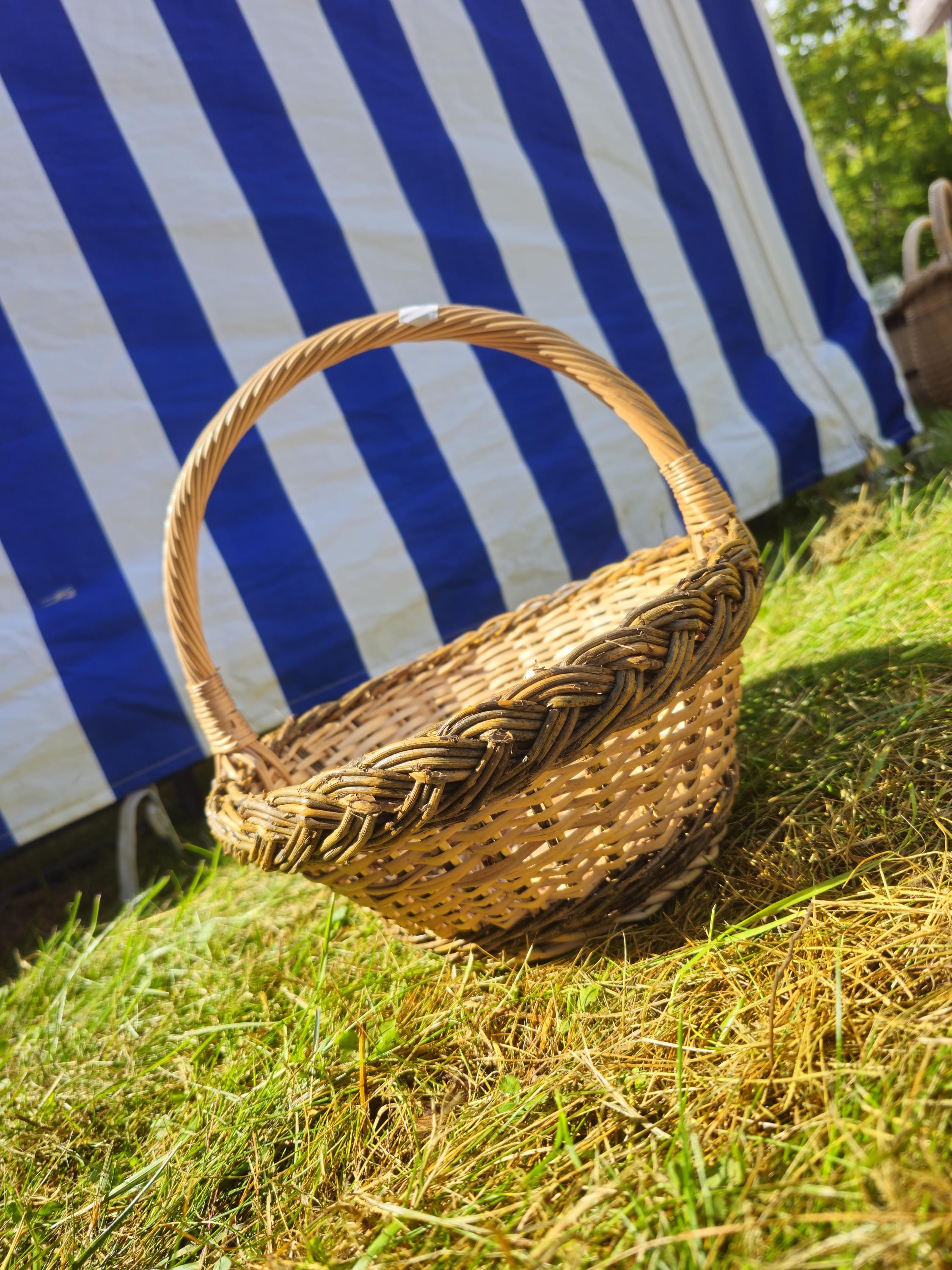 Wicker Basket with Sturdy Handle | Rustic Oval Willow Basket for Storage or Gifts