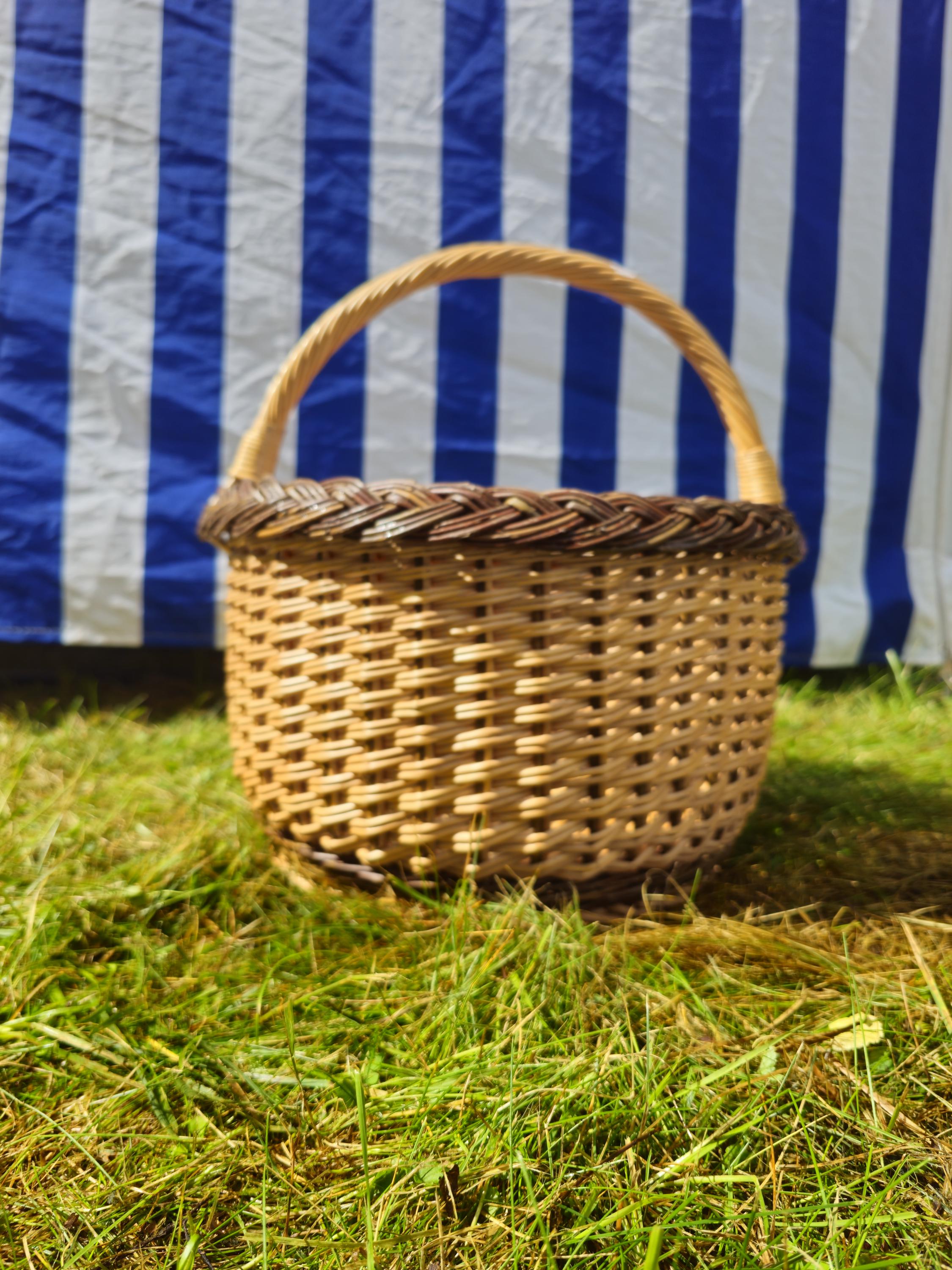 Wicker Mushroom Basket with Braided Rim – Handwoven Foraging Basket