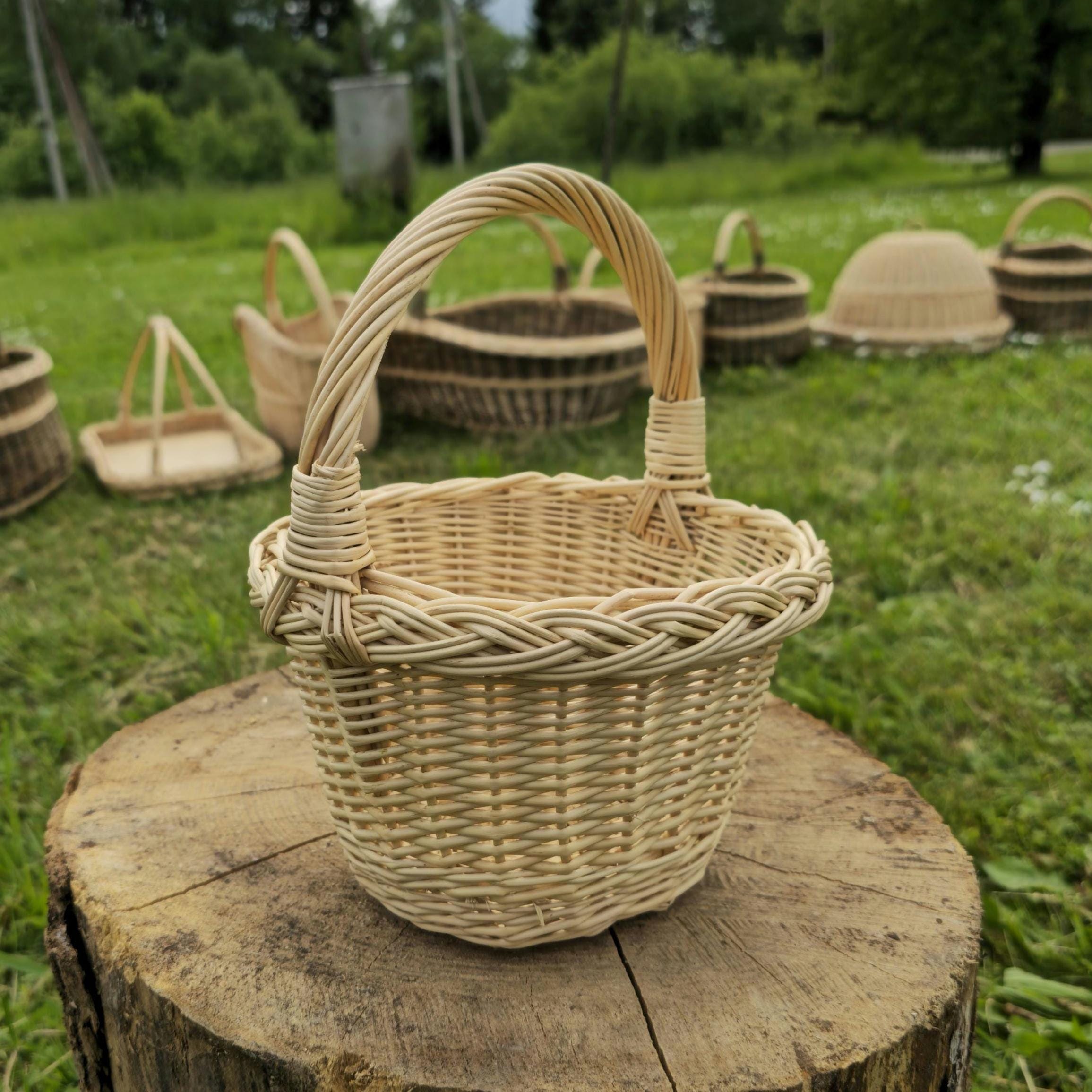 Handwoven Wicker Basket: Rustic Willow Decor, Handmade in Lithuania