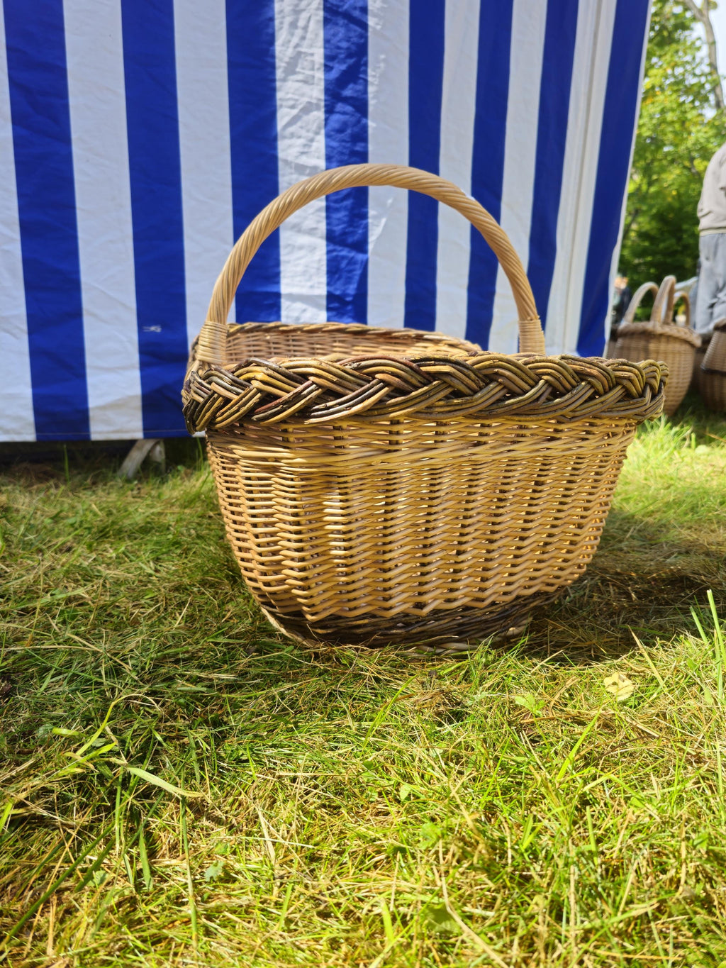 Extra Large Handwoven Wicker Basket: Rustic Harvest & Storage