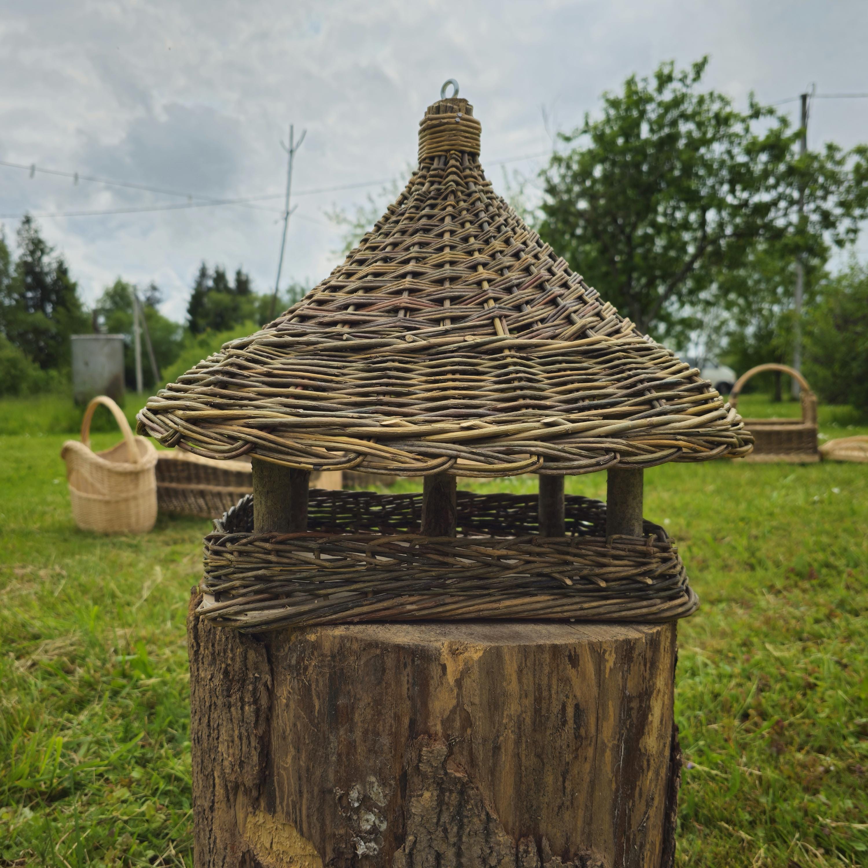 Handwoven Wicker Bird Feeder: Rustic Garden Decor, Handmade in Lithuania