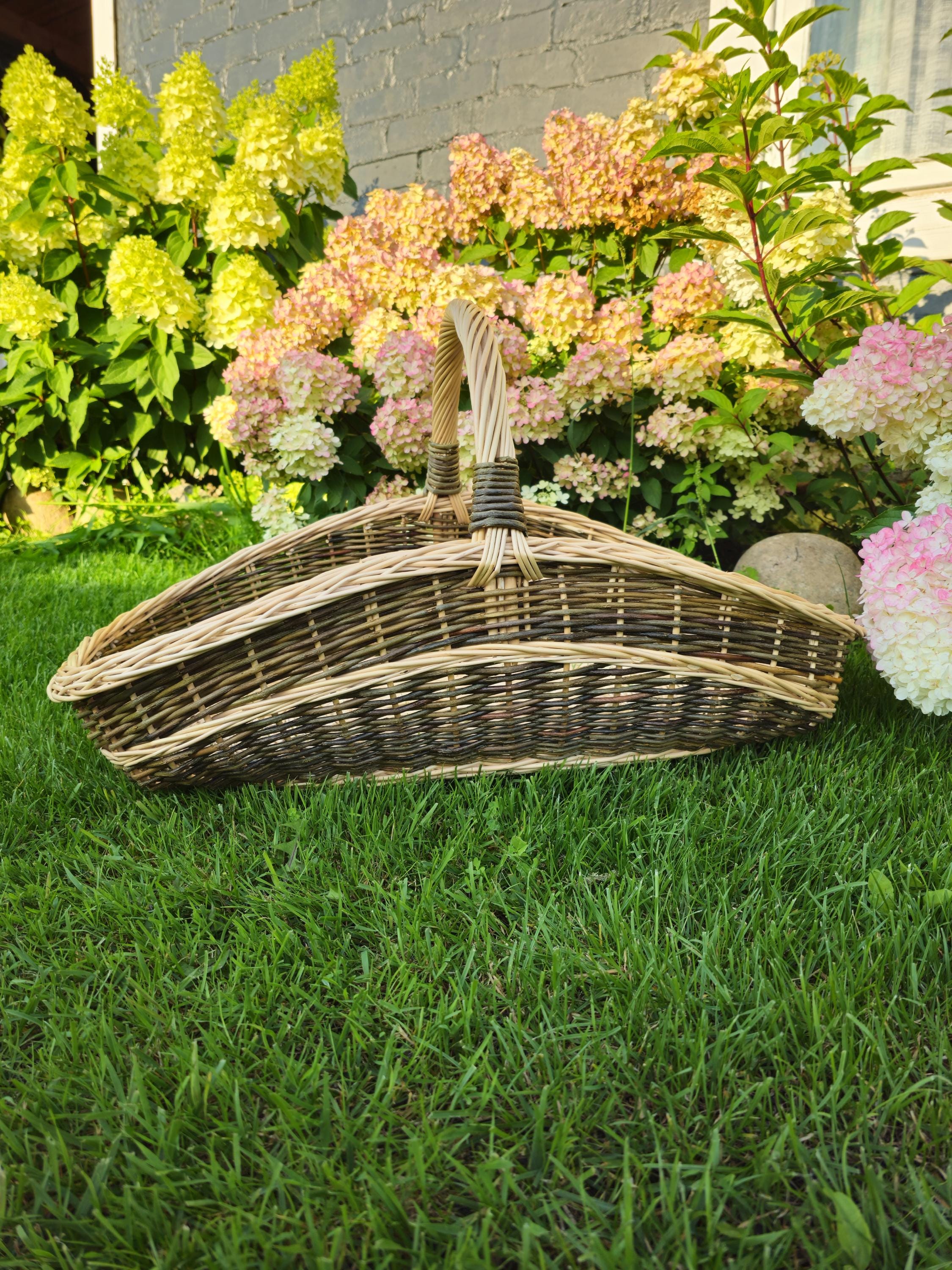 Extra-large Wicker Basket | Two-Tone Willow Trug for Foraging & Flower Gathering | Rustic Farmhouse Decoration