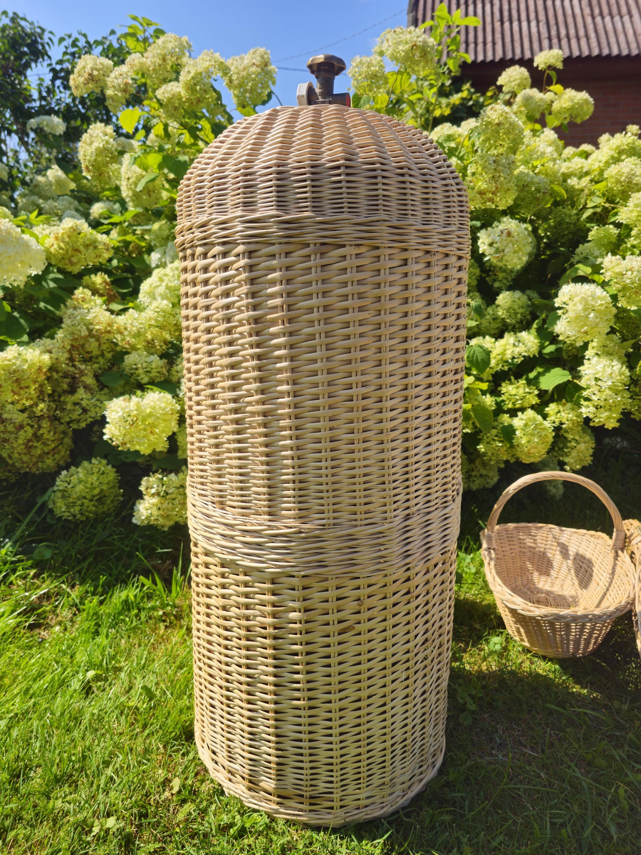 Handwoven Wicker Propane Tank Cover: Rustic Patio Gas Cylinder Hide