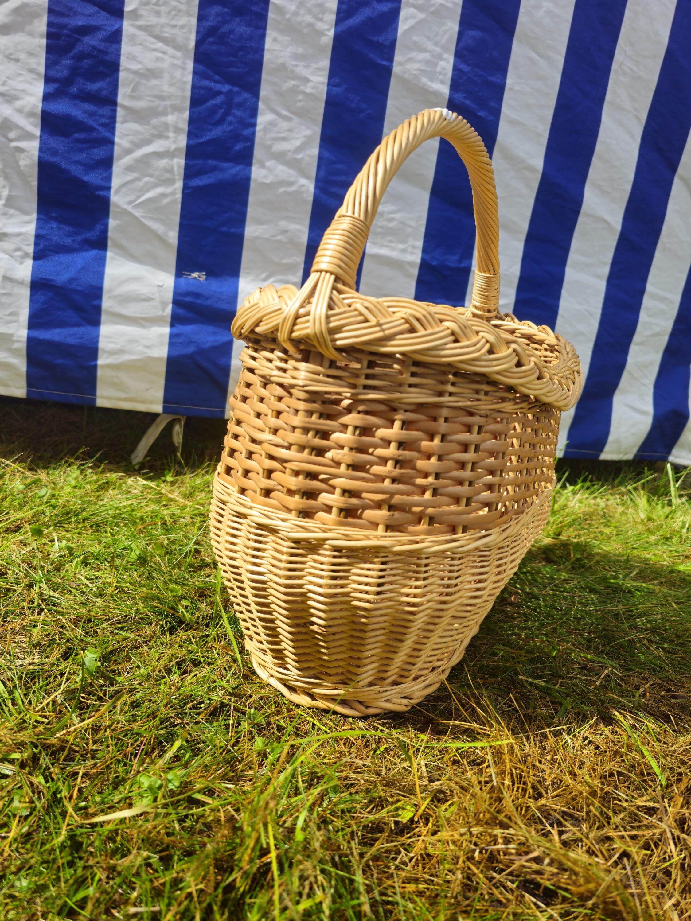 Wicker Basket with Braided Rim – Handwoven Rustic Willow Basket