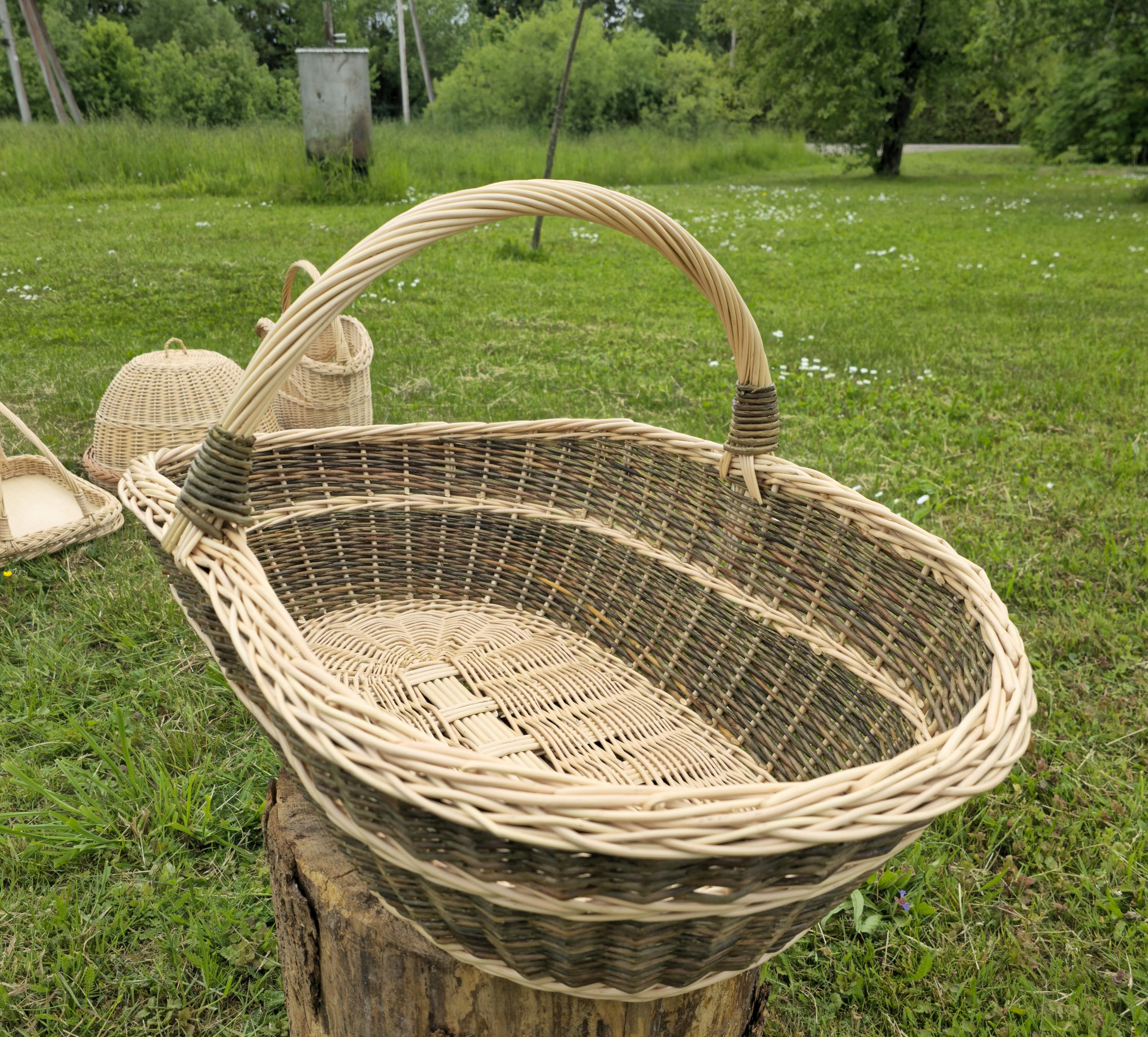 Handwoven Willow Trug Basket: Extra Large Foraging & Rustic Decor