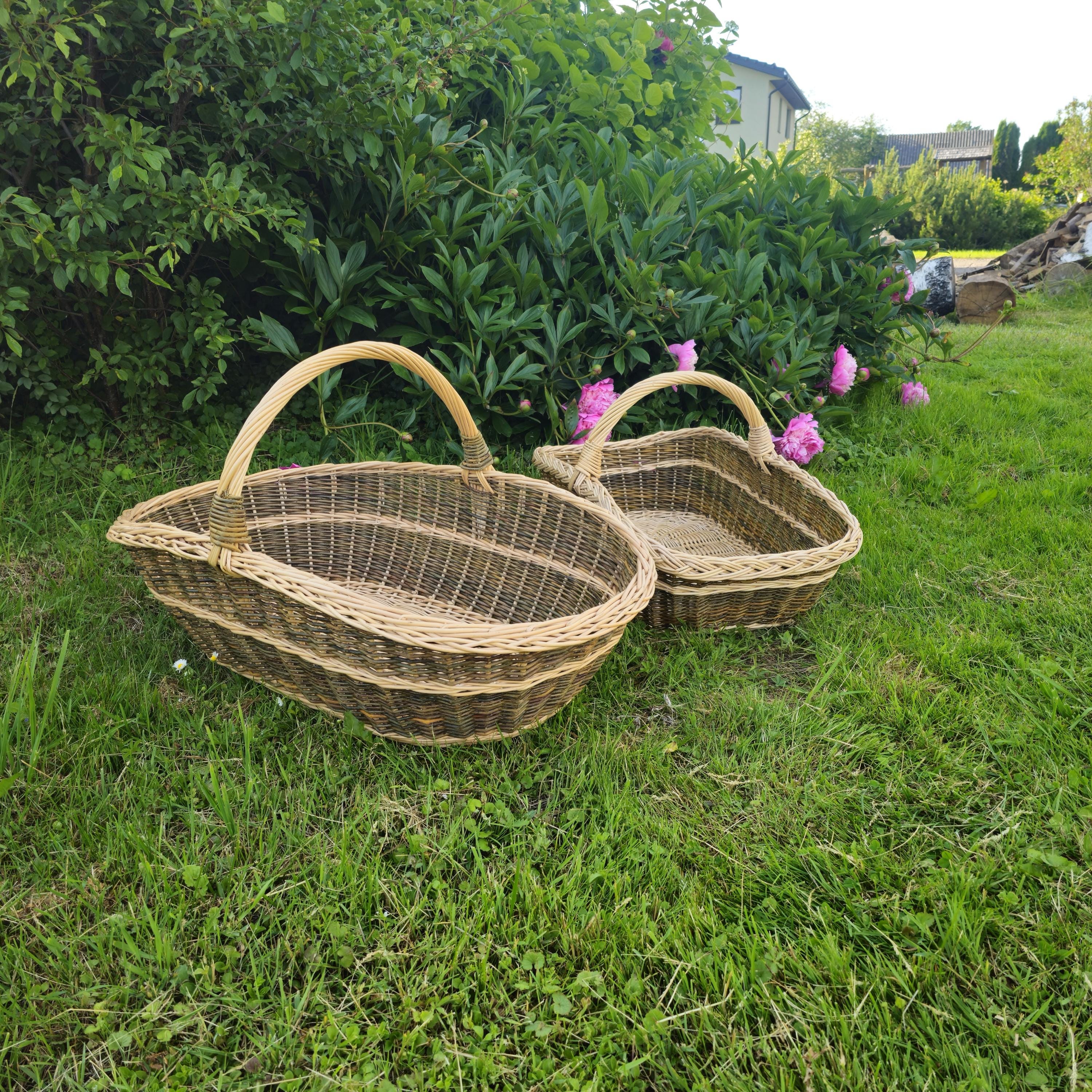 Handwoven Willow Nesting Baskets: Rustic Lithuanian Home Decor, Set of 2