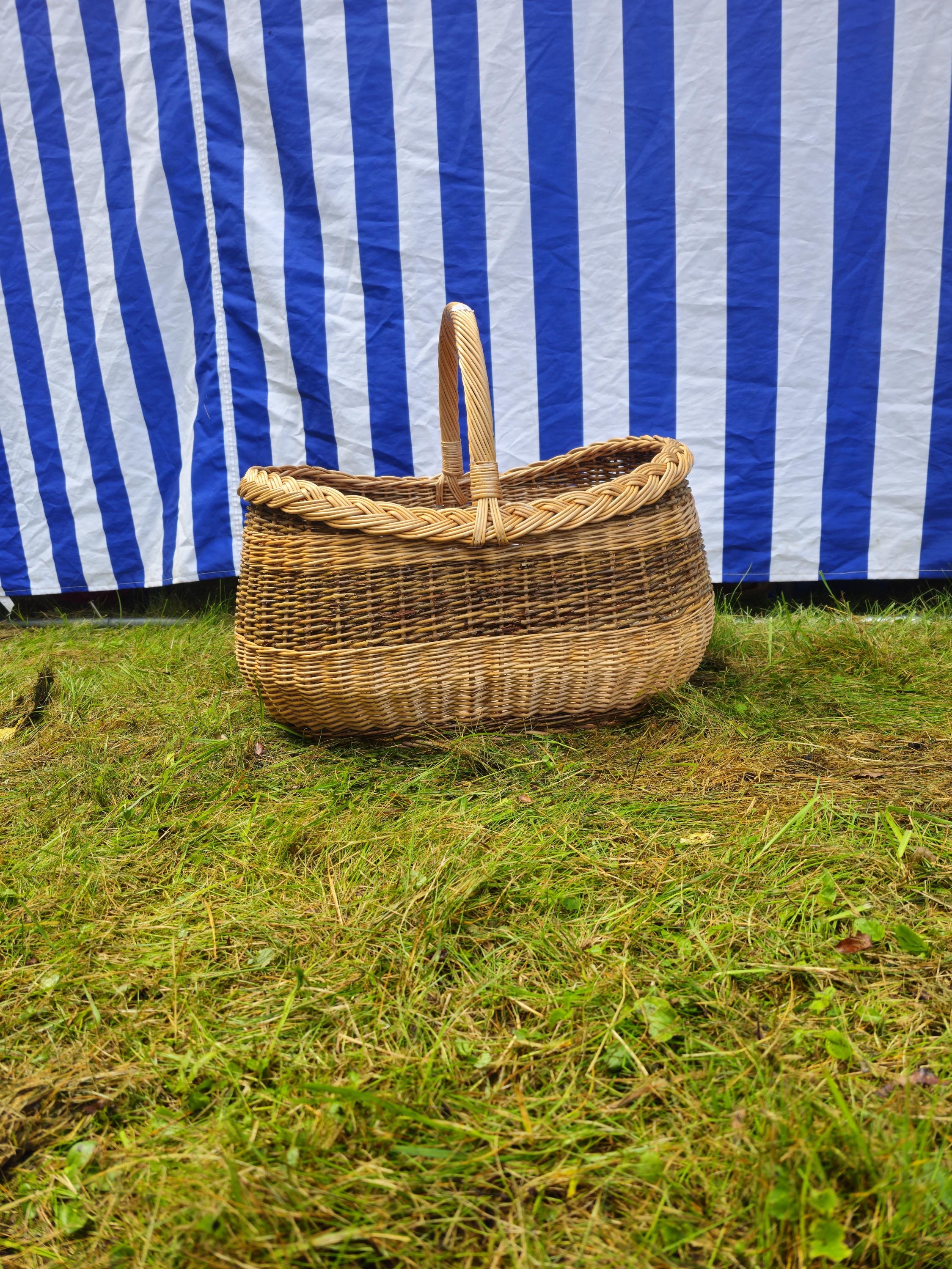 Braided Rim Large Wicker Gathering Basket – Rustic Handwoven Willow Foraging Basket