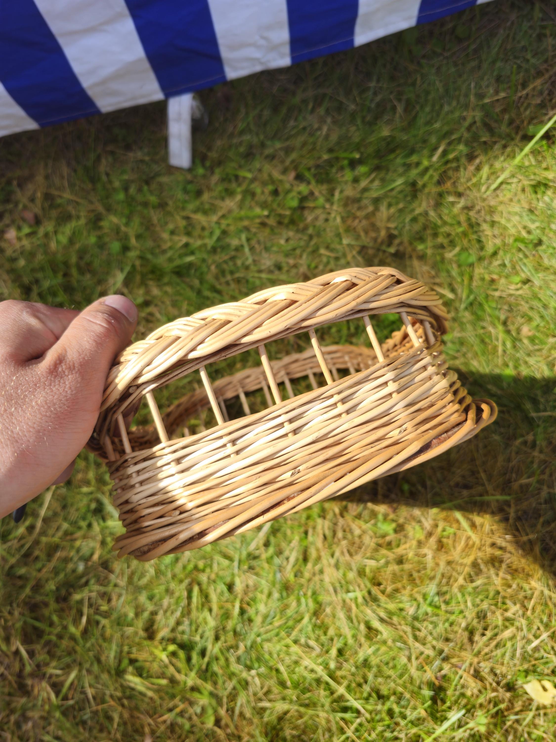 Wicker Serving Tray with Wooden Base – Handwoven Rectangular Basket