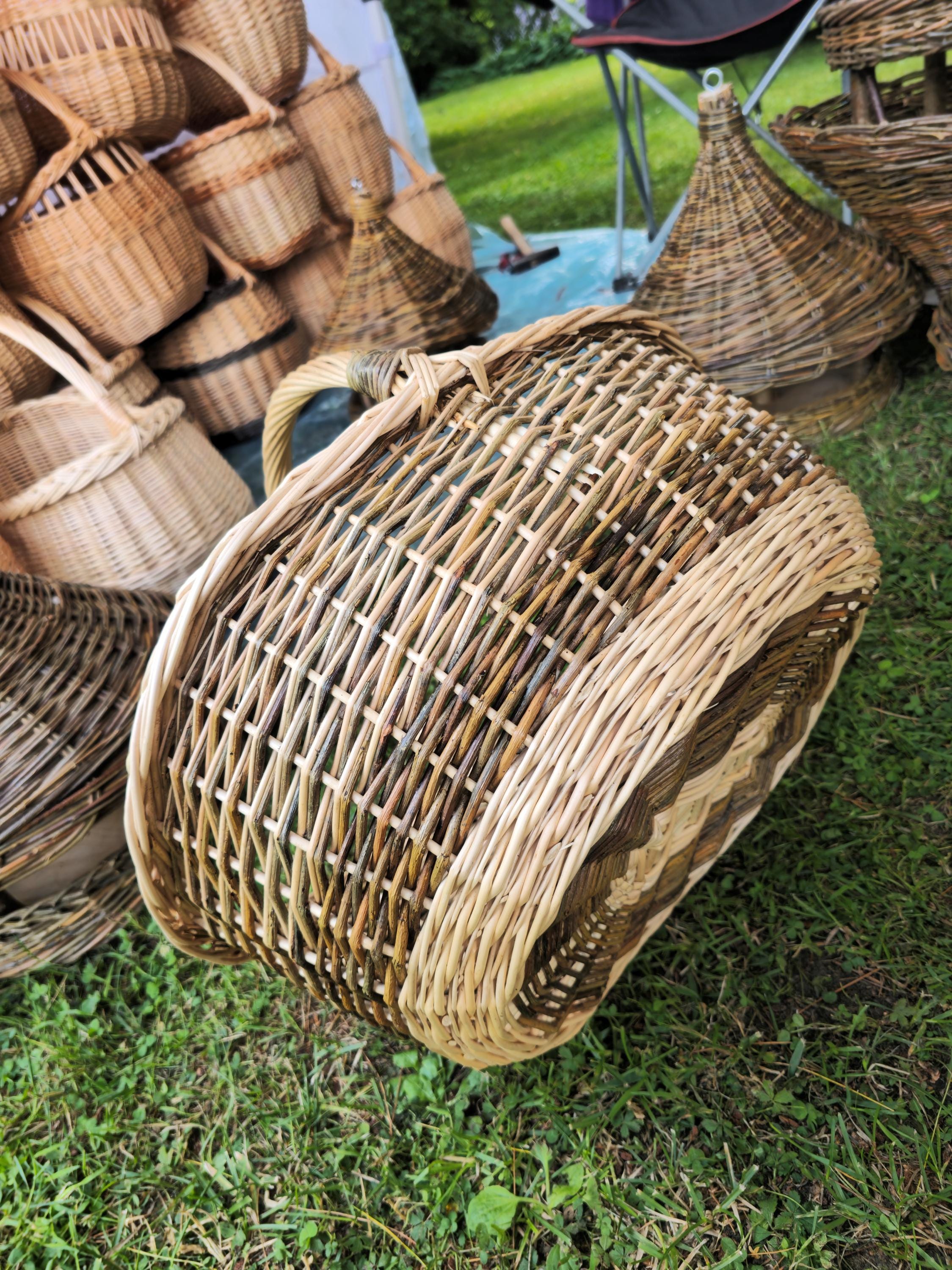 Large Wicker Basket with Sturdy Handle – Large Handmade Decorative Storage