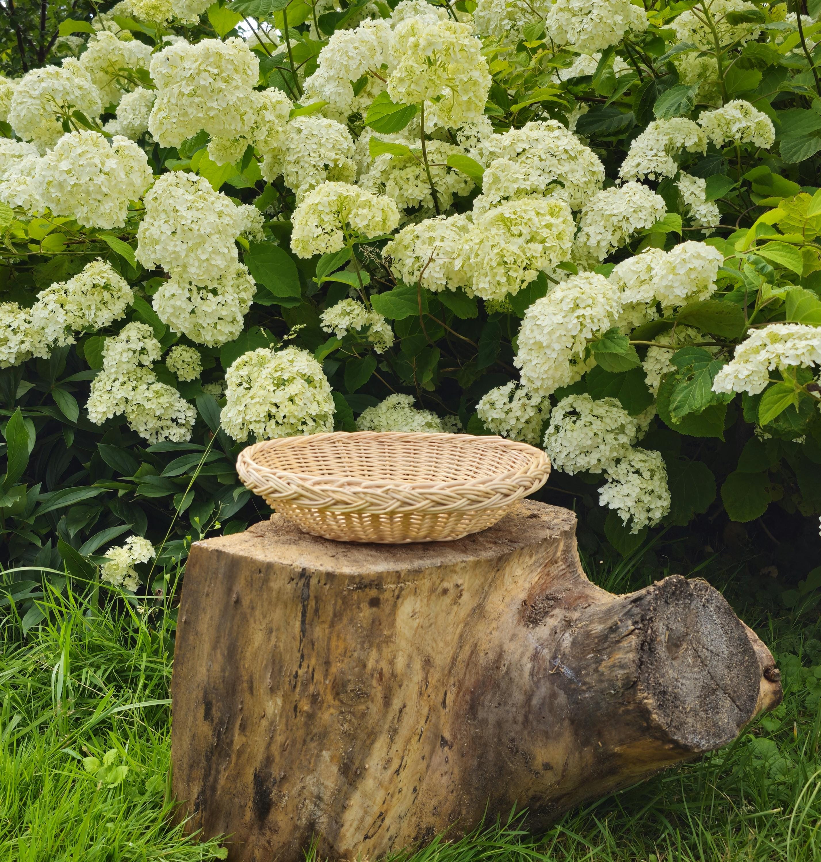 Rustic Wicker Plate – Handwoven Natural Table Centerpiece – Farmhouse Decorative Tray