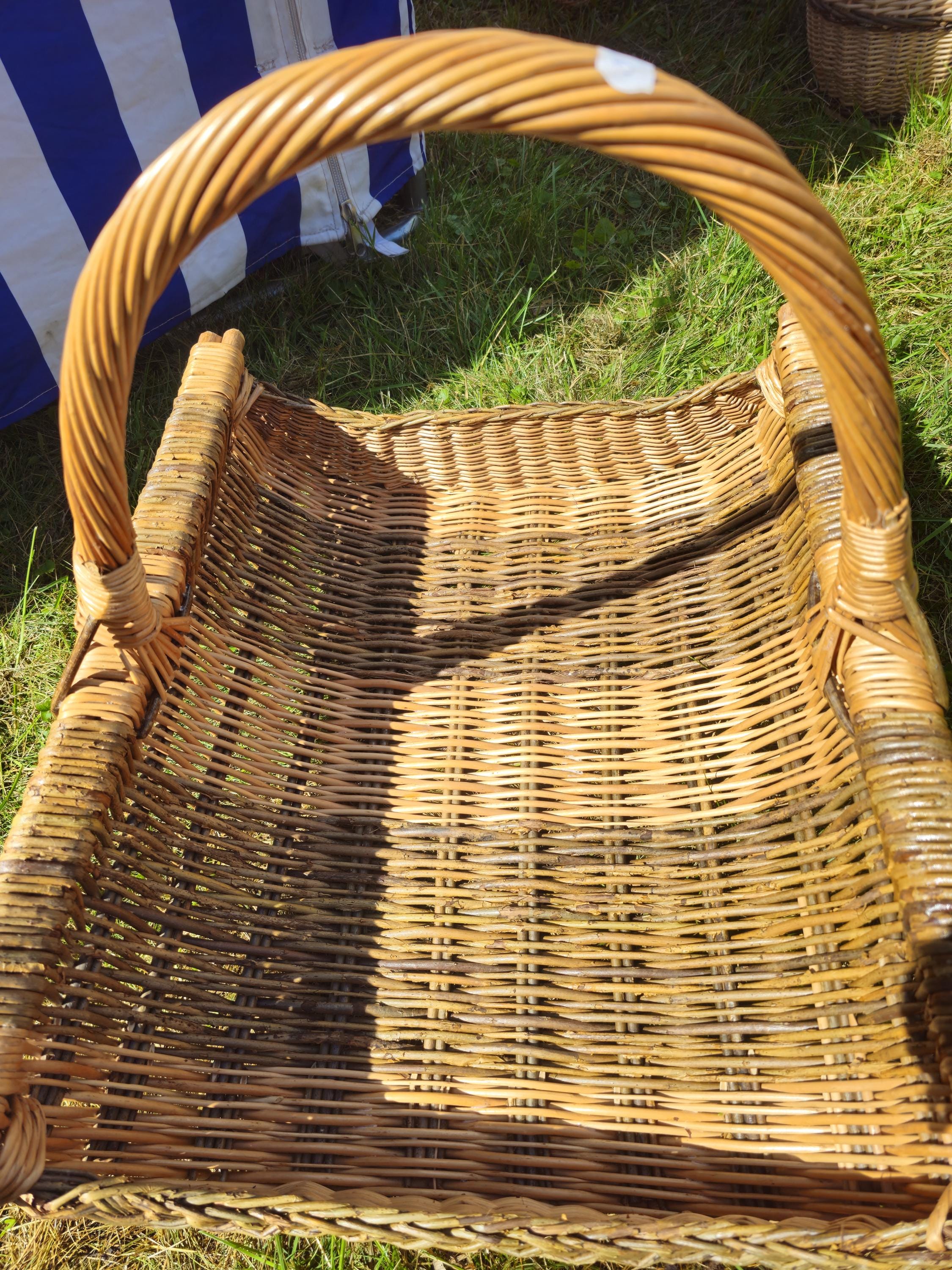 Extra-Large Rustic Wicker Harvest Basket – Handwoven in Lithuania | Garden, Firewood & Decor