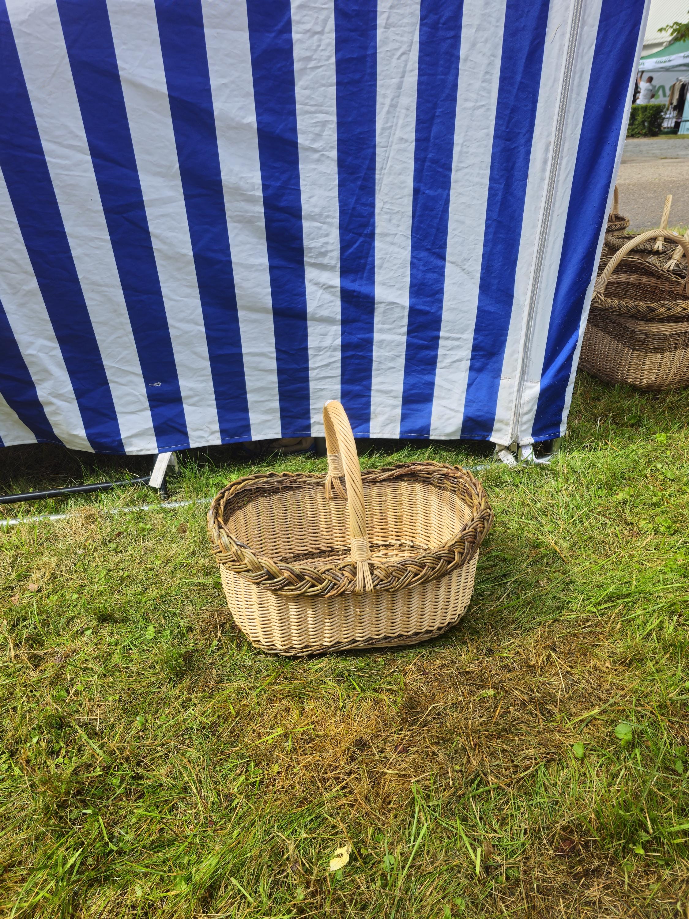 Wicker Foraging Basket with Natural Braided Rim – Handwoven Mushroom or Market Basket