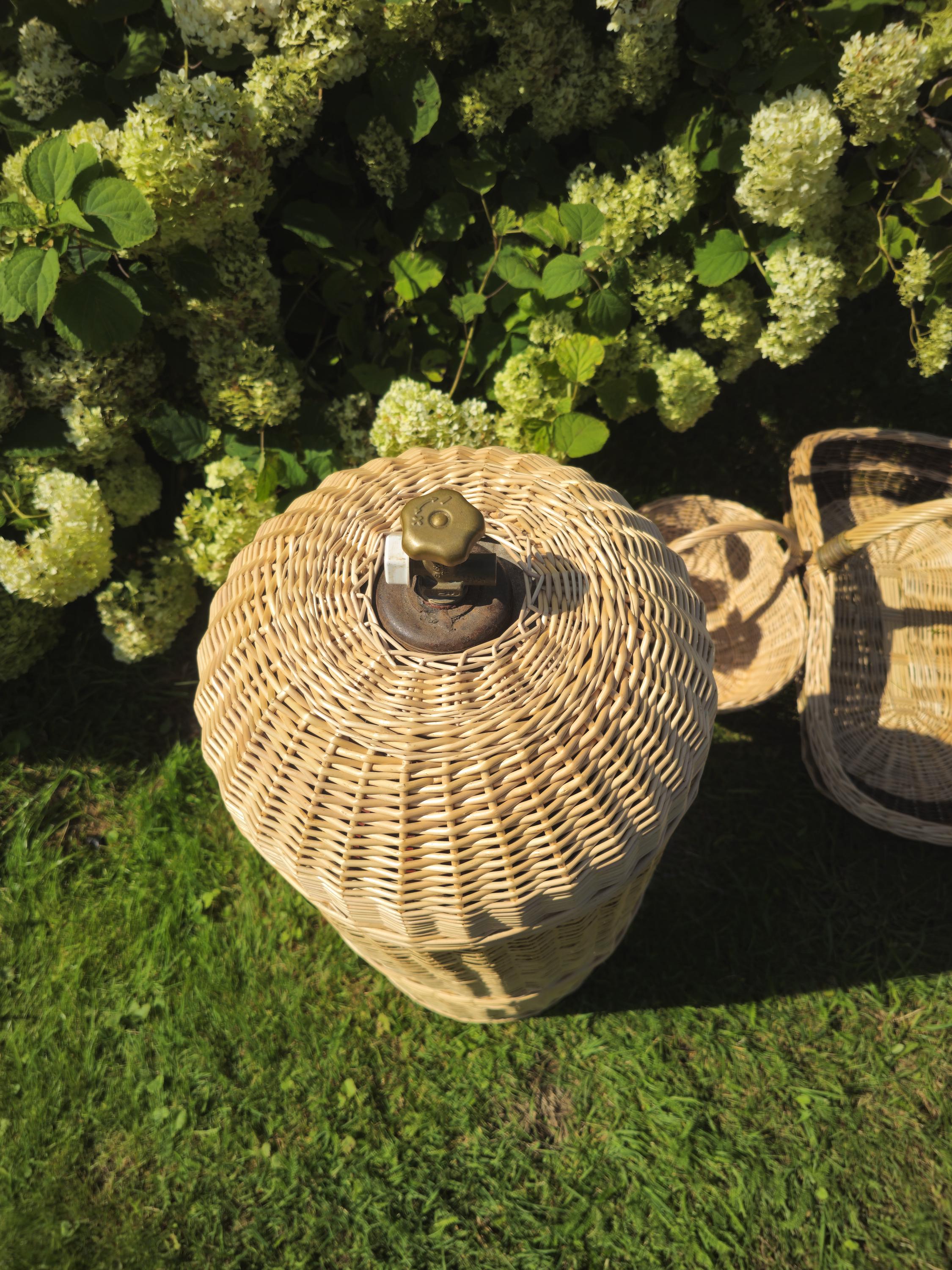 Handwoven Wicker Propane Tank Cover: Rustic Patio Gas Cylinder Hide