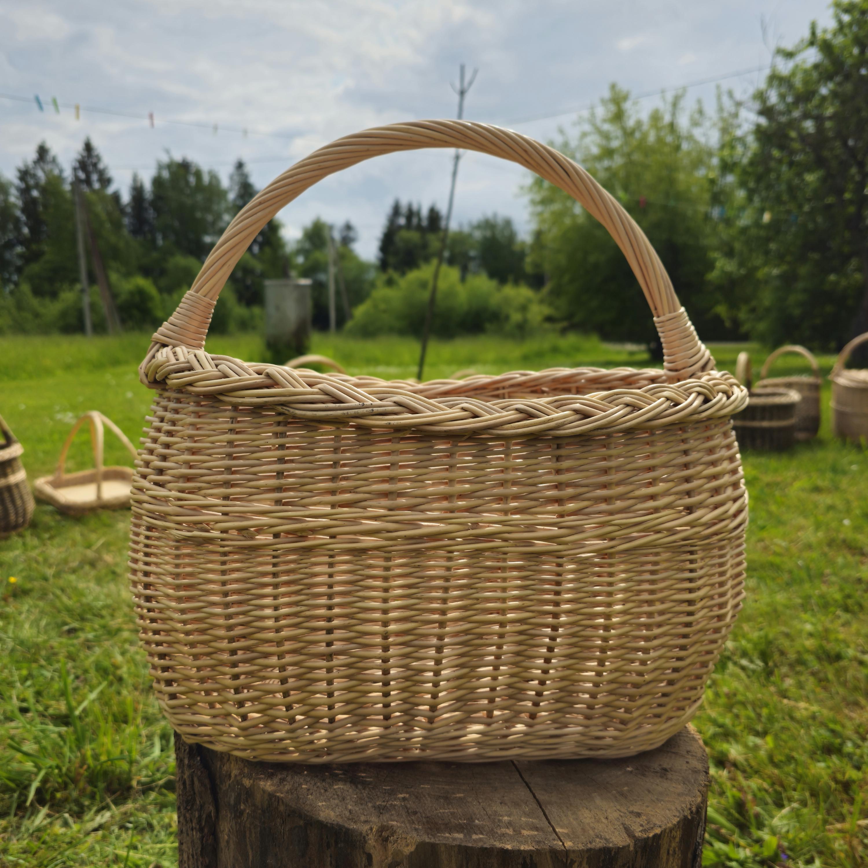 Handwoven Willow Basket: Large Rustic Storage with Handle