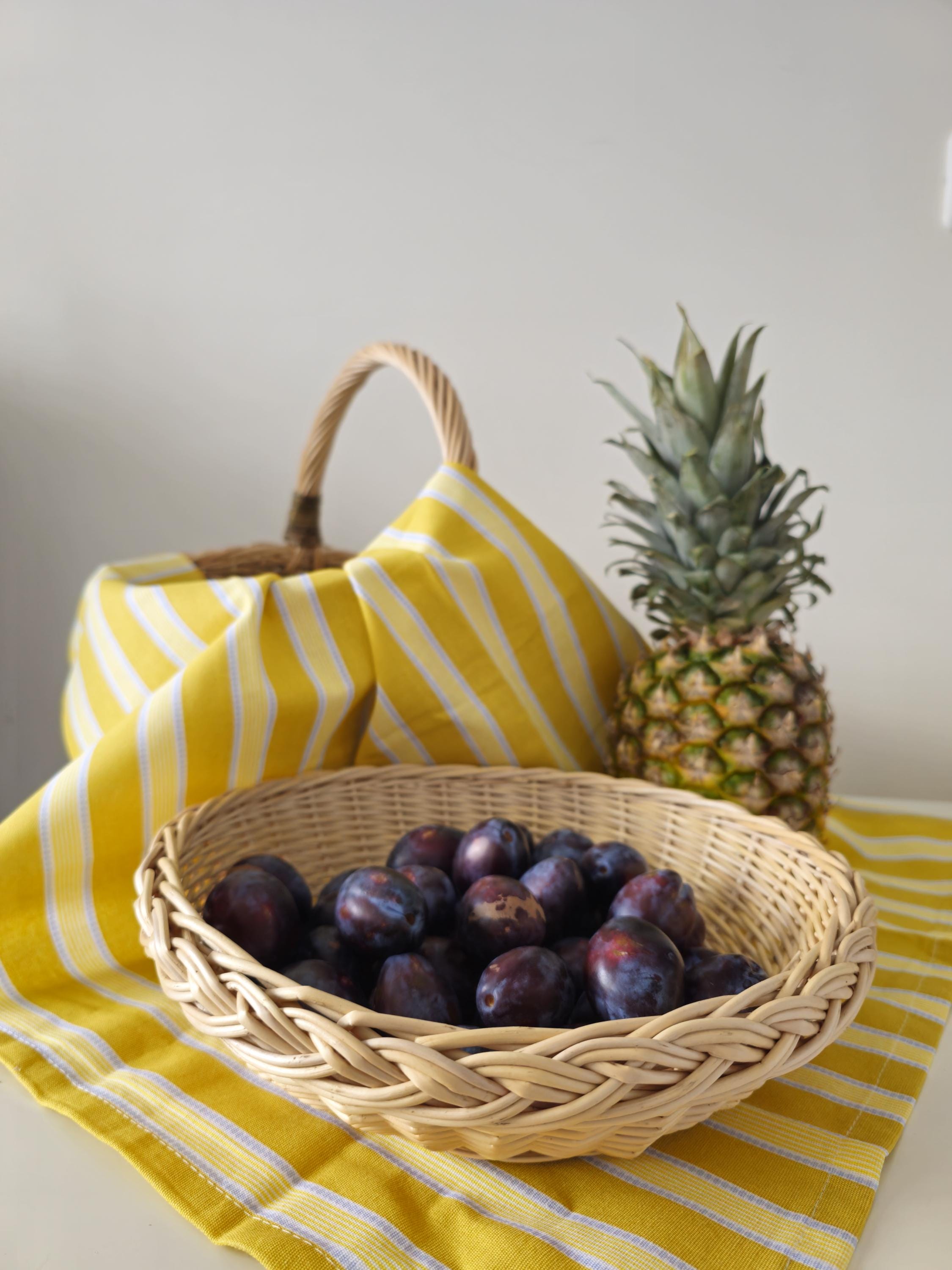 Rustic Wicker Plate – Handwoven Natural Table Centerpiece – Farmhouse Decorative Tray