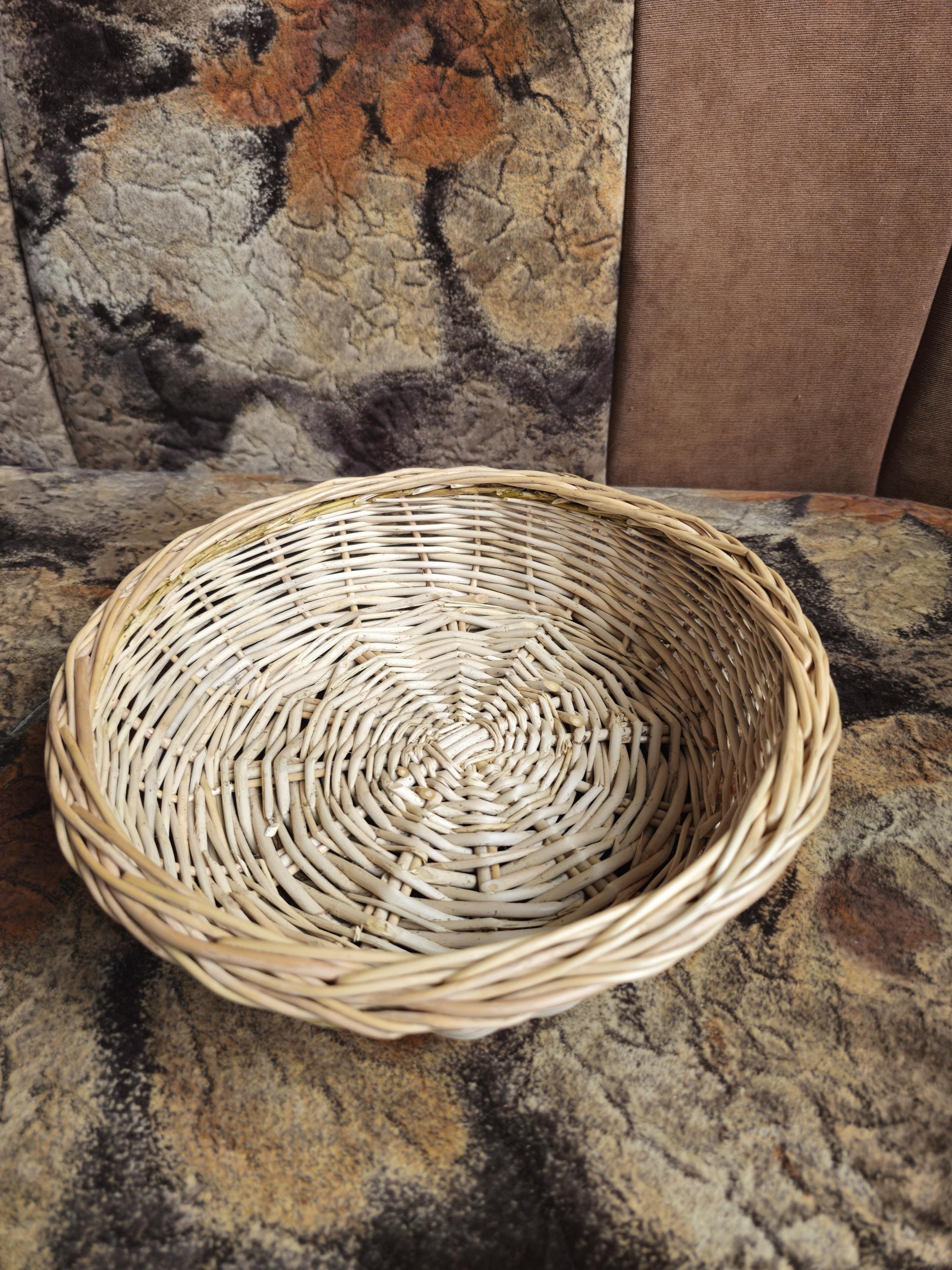 Rustic Bread Wicker Basket –  Low round handmade serving bowl
