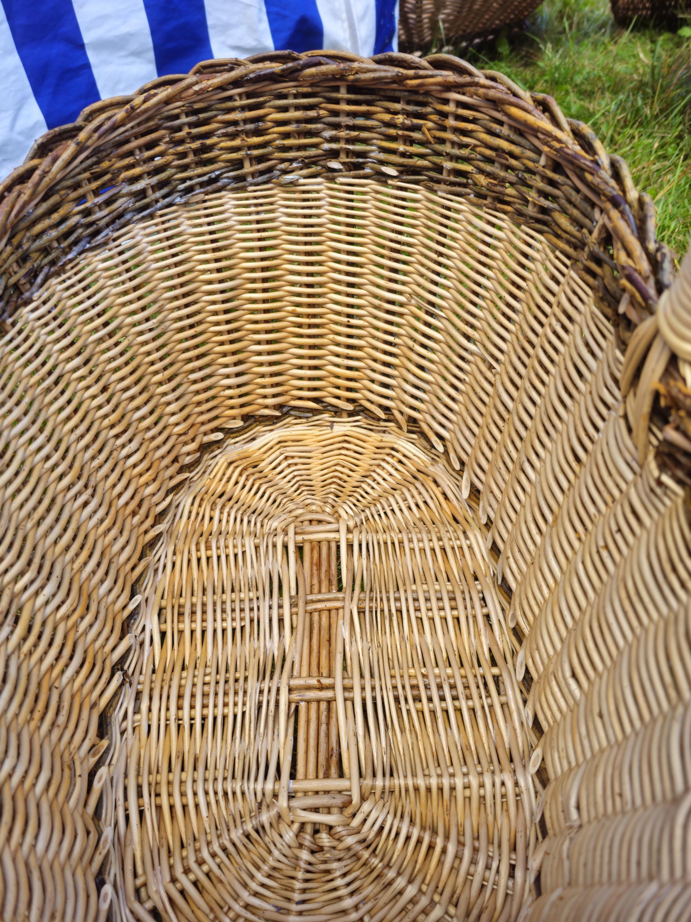 Wicker Oval Basket with Rustic Dark Rim – Handwoven Willow Foraging Basket