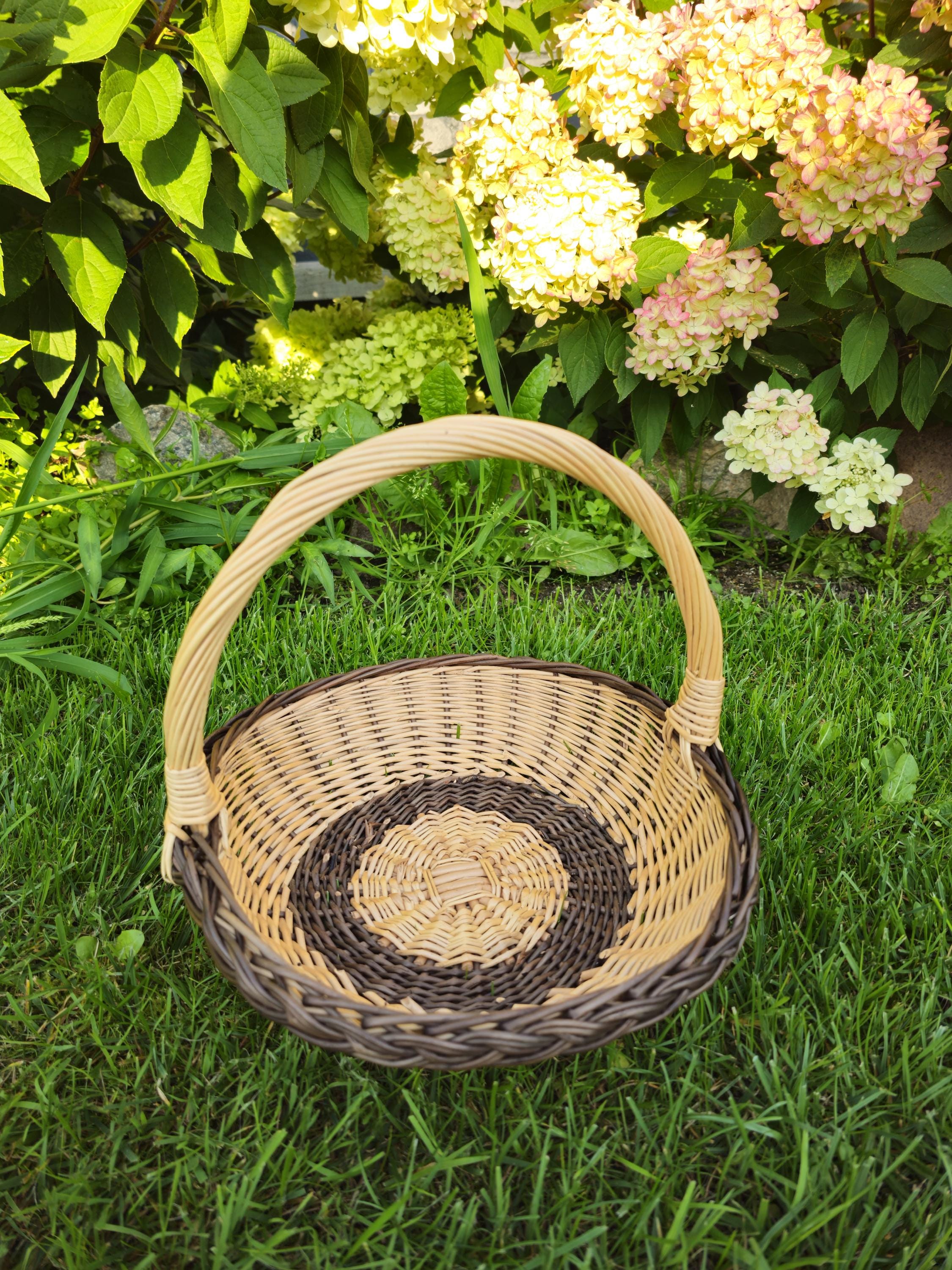 Handwoven Willow Flower Girl Basket: Lithuanian Wedding Decor