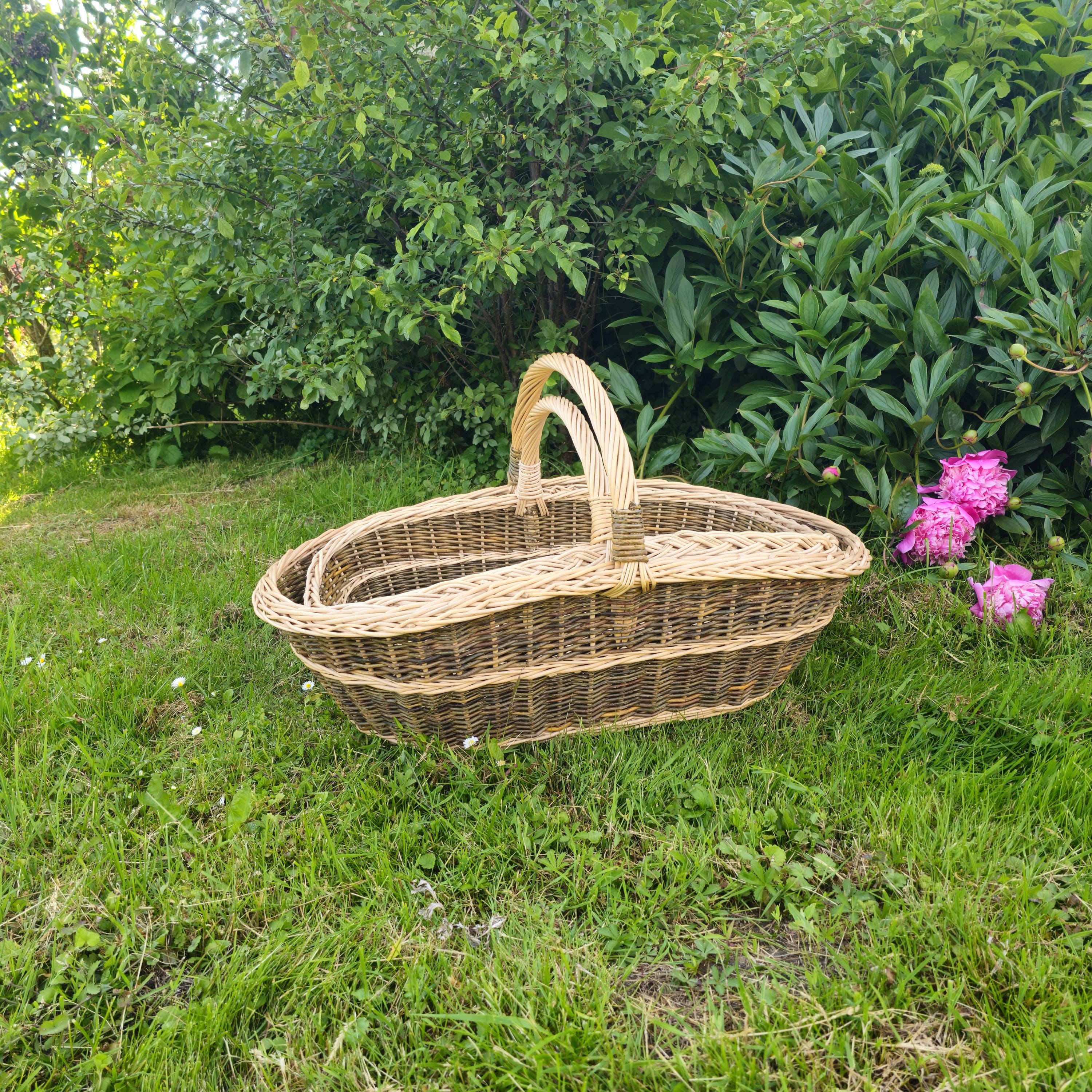 Handwoven Willow Nesting Baskets: Rustic Lithuanian Home Decor, Set of 2