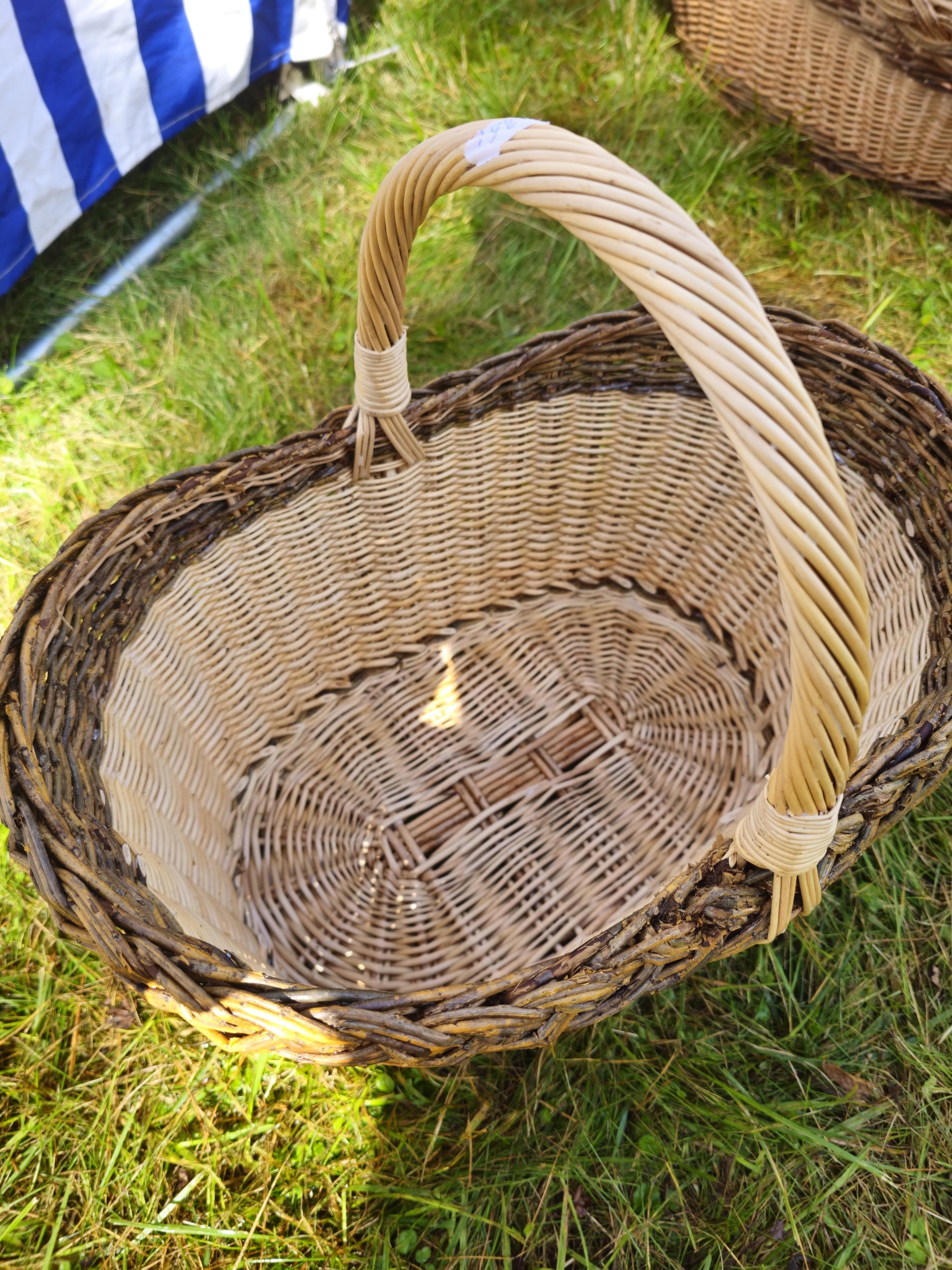 Handwoven Wicker Oval Basket: Large Willow Storage