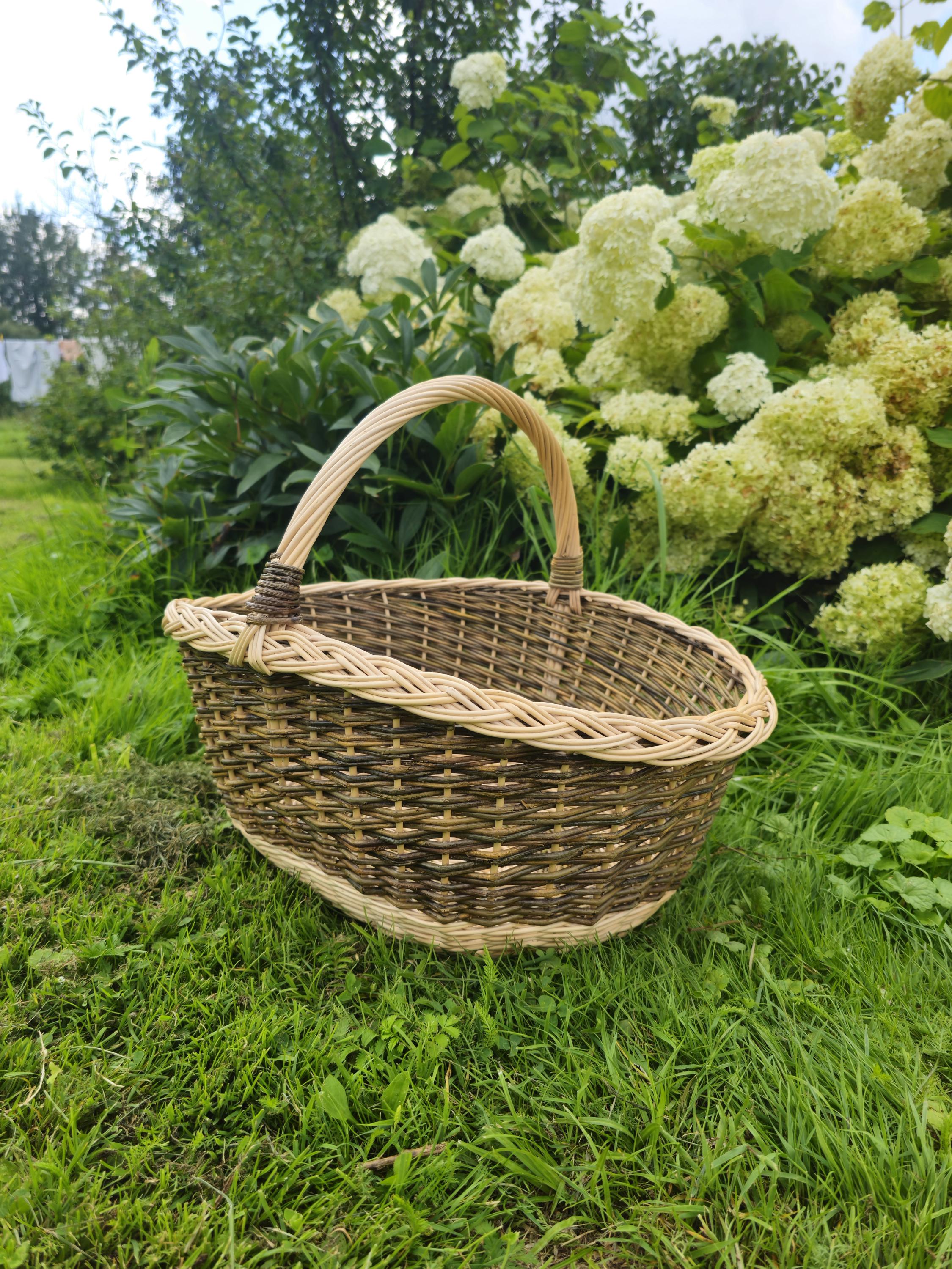 Large Wicker Basket with Sturdy Handle – Large Handmade Decorative Storage