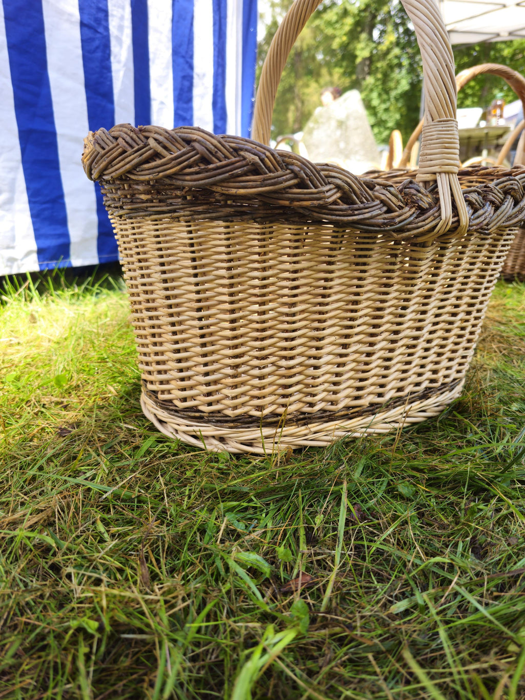 Handwoven Wicker Oval Basket: Large Willow Storage