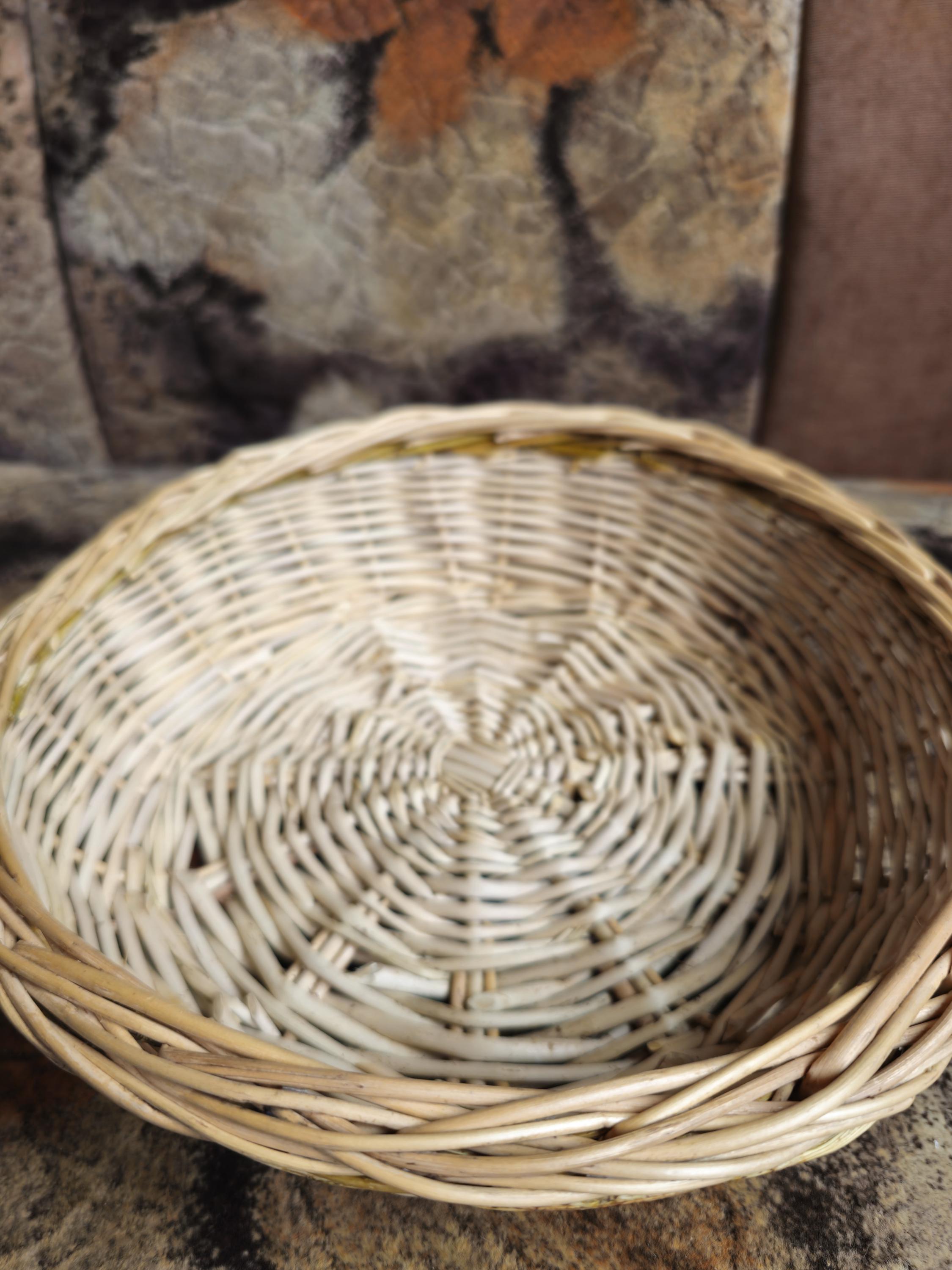 Rustic Bread Wicker Basket –  Low round handmade serving bowl