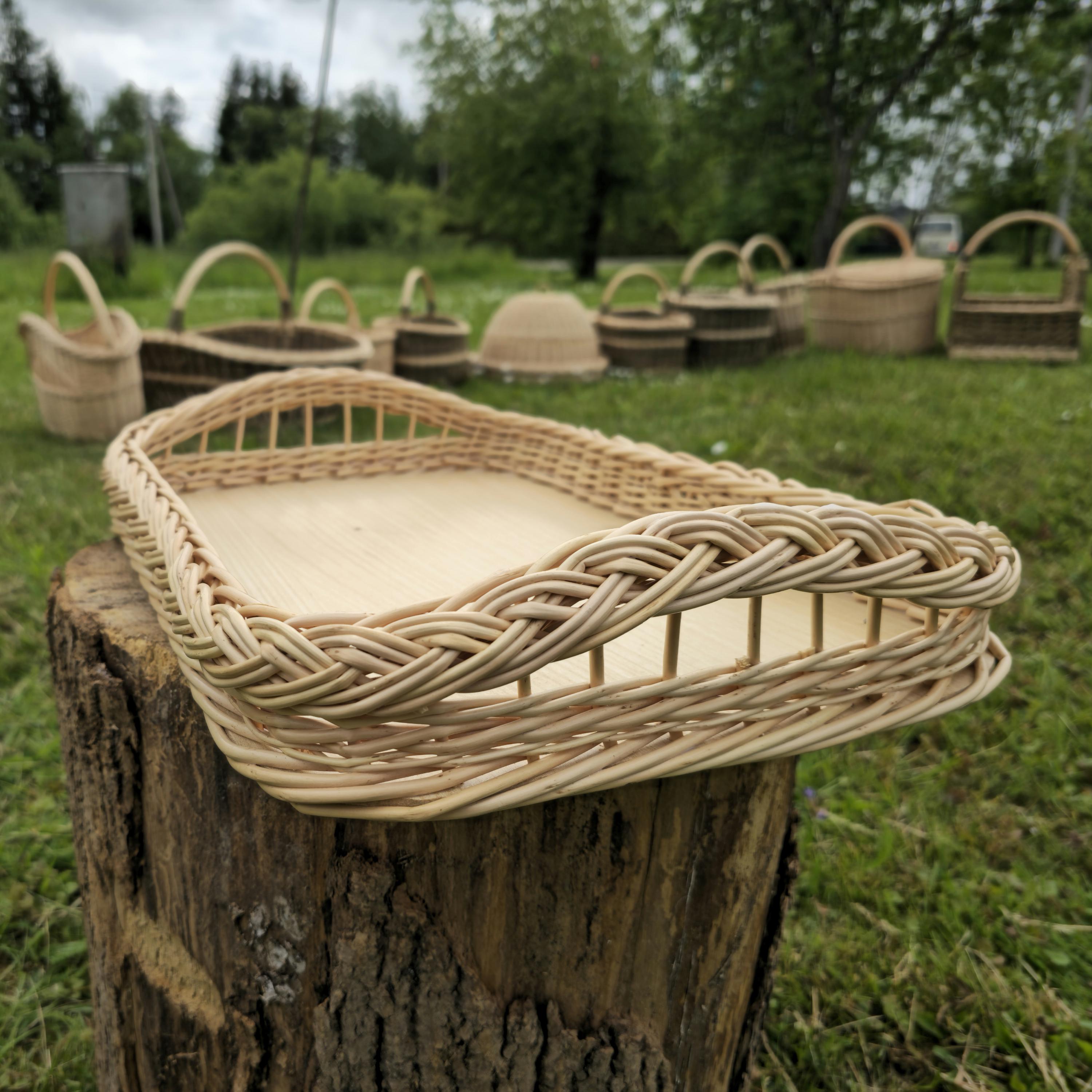 Handwoven Willow Wicker Tray: Rustic Table Centerpiece, Lithuanian Craft